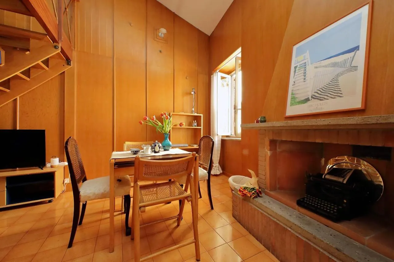Flatinrome Campo De Fiori Apartment